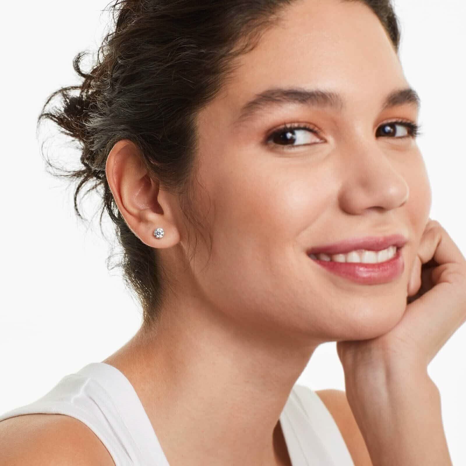 0.25 Ct T.W. Natural Diamond Studs in 14k White or Yellow Gold Earrings - DailySale