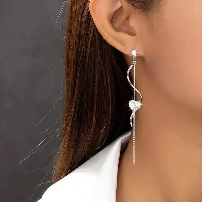 18K Gold Plated Spiral Lines Black Heart Design Dangle Earrings Earrings - DailySale