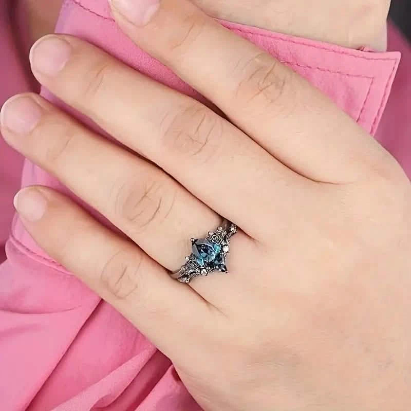 2-Piece Set: Gothic Black & Golden Engagement Ring Set with Pear-Shaped Cubic Zirconia Rings - DailySale