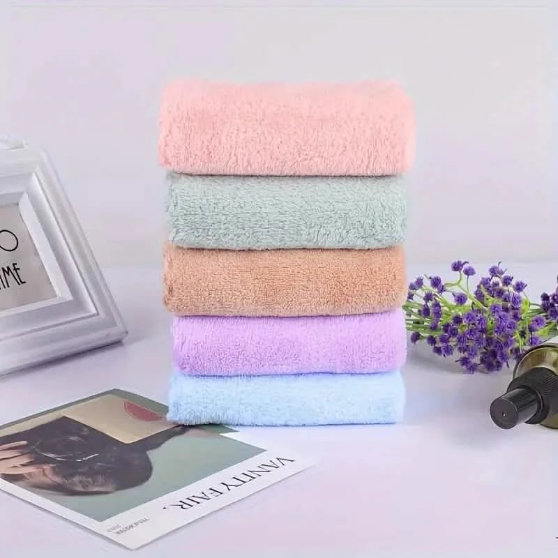 20-Pack: Polyester Hand Towels, 200gsm Knit Fabric, Soft Absorbent Square Bath Towels Bath - DailySale