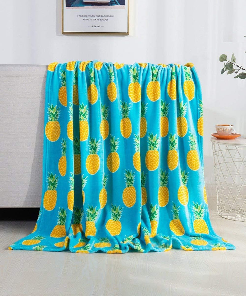 Soft Fleece Throw Blanket 50x60 – Lightweight Cozy Bed Couch Sofa Blanket for All Seasons
