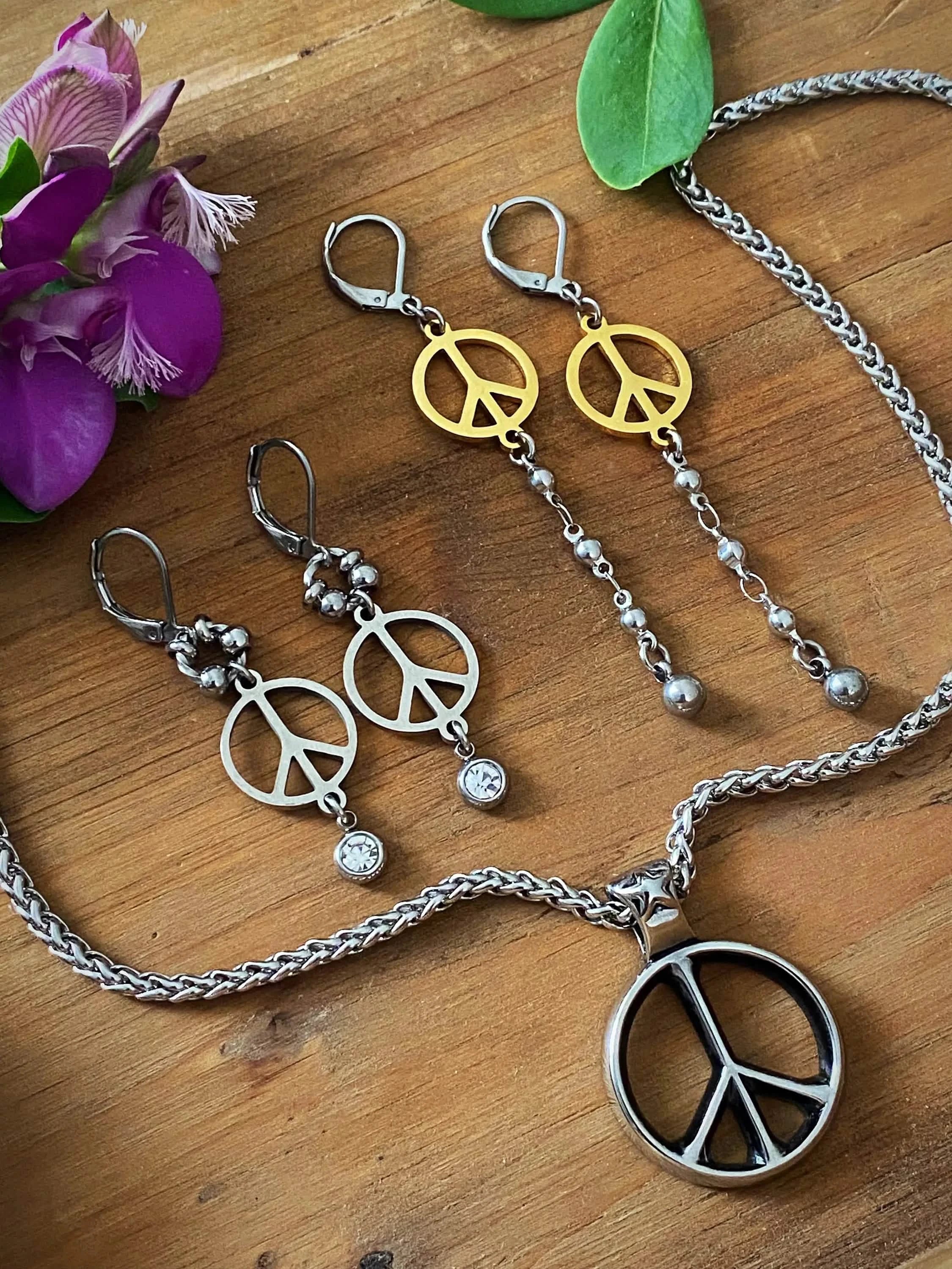 PEACE EARRINGS