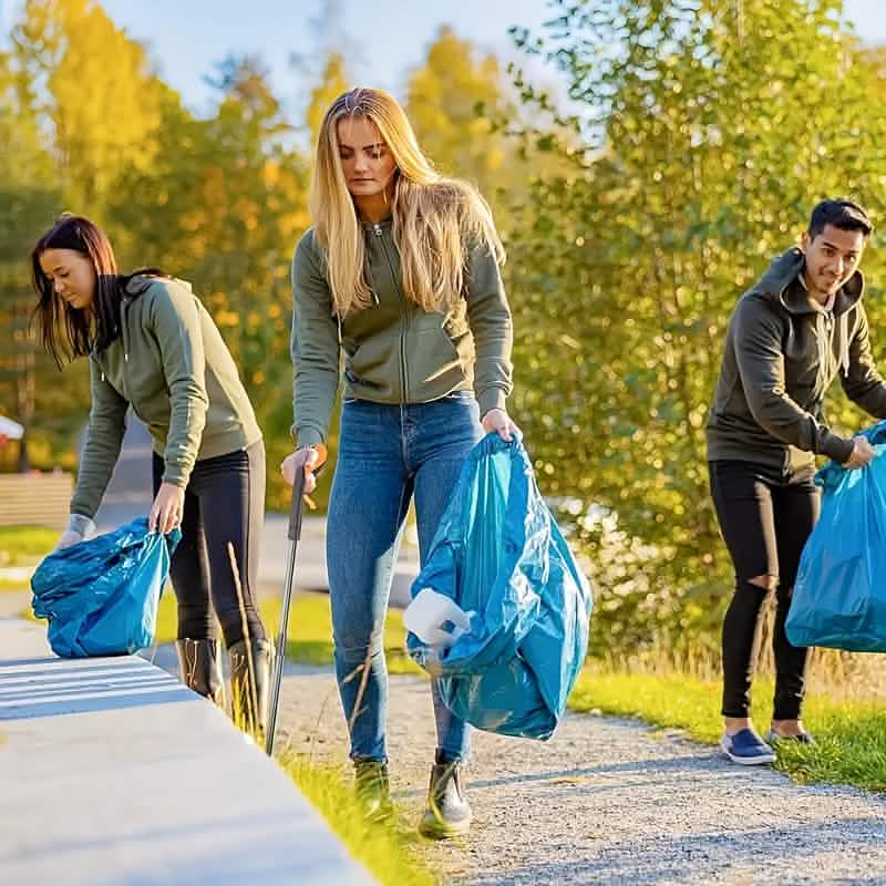 Heavy-Duty Steel Folding Trash Picker – 32" with Magnet & Anti-Slip Handle