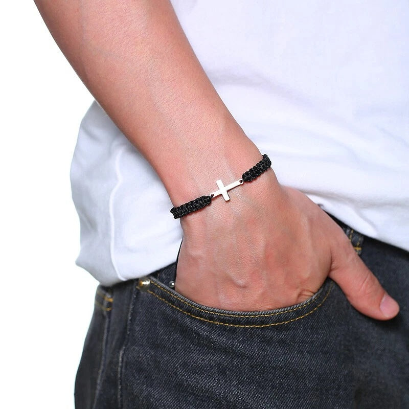 Bracelet worn on a wrist