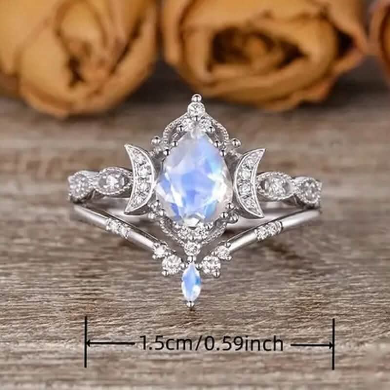 Elegant Moon Crown Ring Rings - DailySale