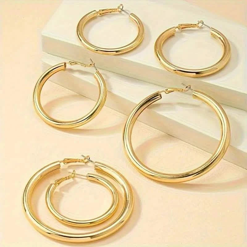 Elegant, Trendy and Shiny Gold Hoop Earrings Earrings - DailySale