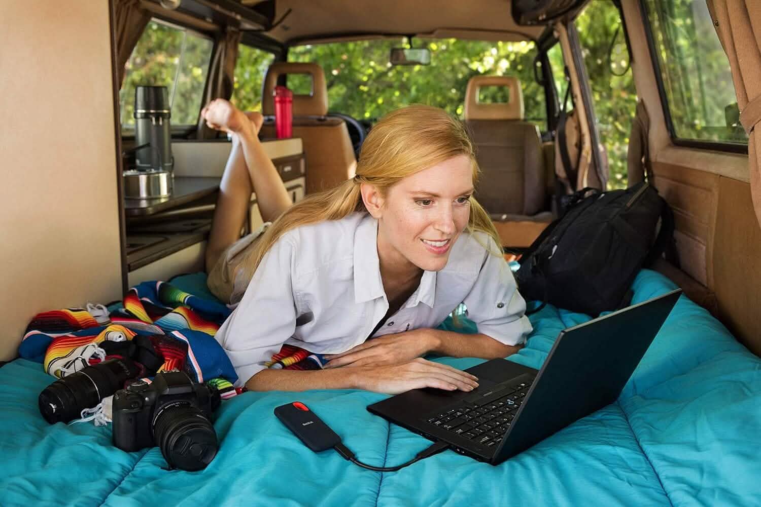 SanDisk 1TB Extreme Portable External SSD - Up to 550MB/s USB-C, USB 3.1 (Refurbished) Computer Accessories - DailySale