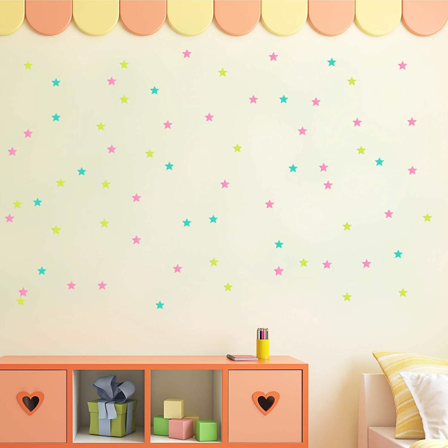 100-Pieces: Colorful Luminous Stars Plastic Wall Sticker Art & Craft Supplies - DailySale