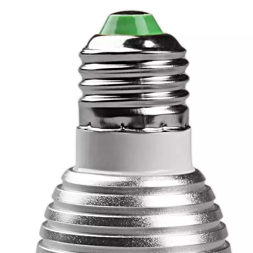 4-Pack: Magic Light LED Light Bulb (E27 3W) with Remote - 16 Colors Indoor Lighting - DailySale