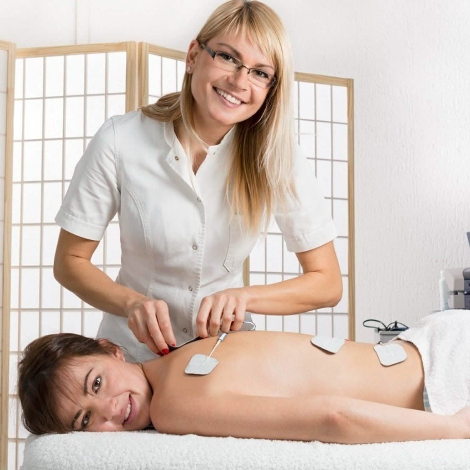 4-Piece: Reusable Self-Adhesive Replacement Electrode Pads Wellness - DailySale