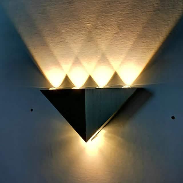 #color_warm white