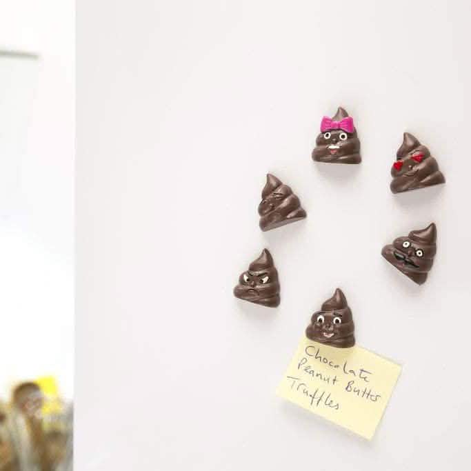 6-Piece: Kikkerland Poop/Poo Emoji Fridge Magnets Set Indoor Lighting & Decor - DailySale