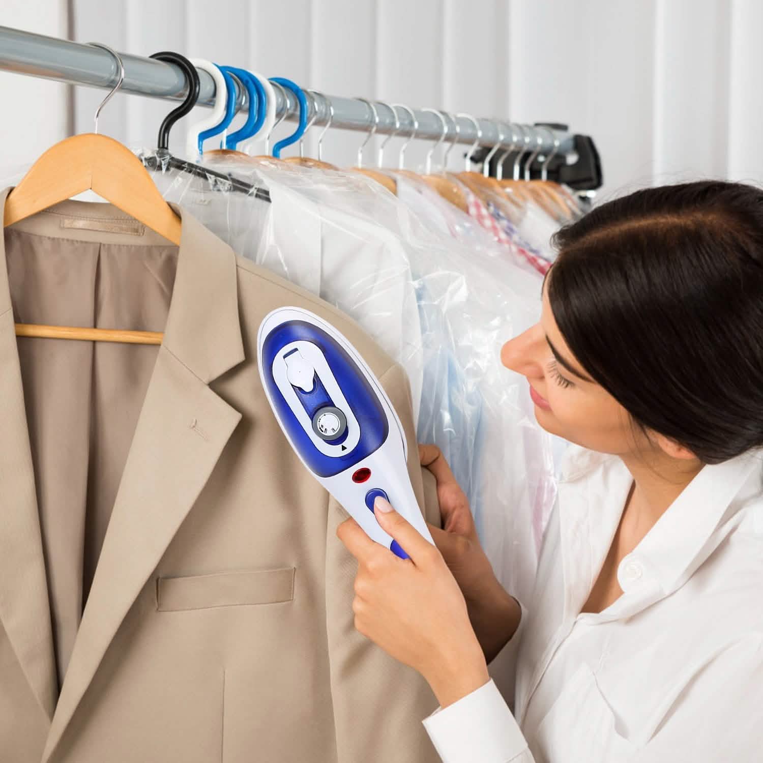 800W Portable Iron Garment Steamer Household Appliances - DailySale