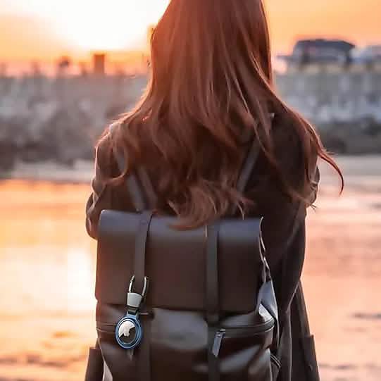 Apple Airtag Magnetic Case with Keychain Mobile Accessories - DailySale