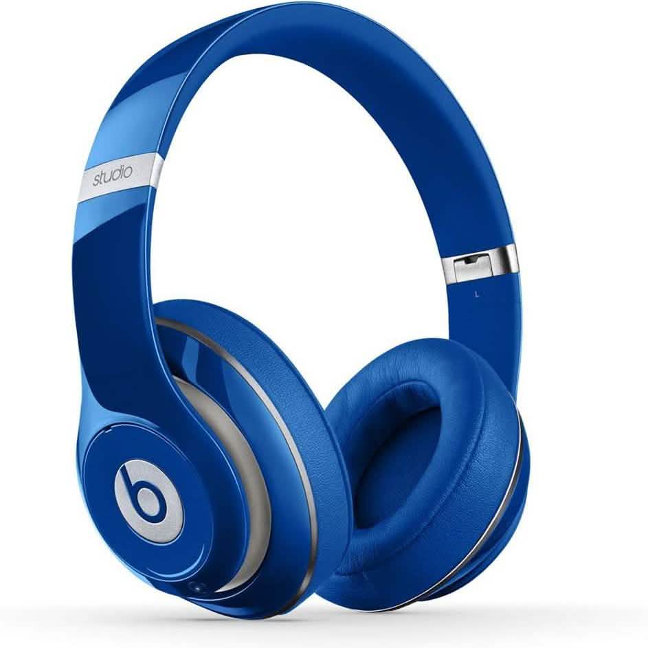 Beats Studio Wired 2.0 Over-Ear Headphone (Refurbished) in blue over a white background viewed from the left