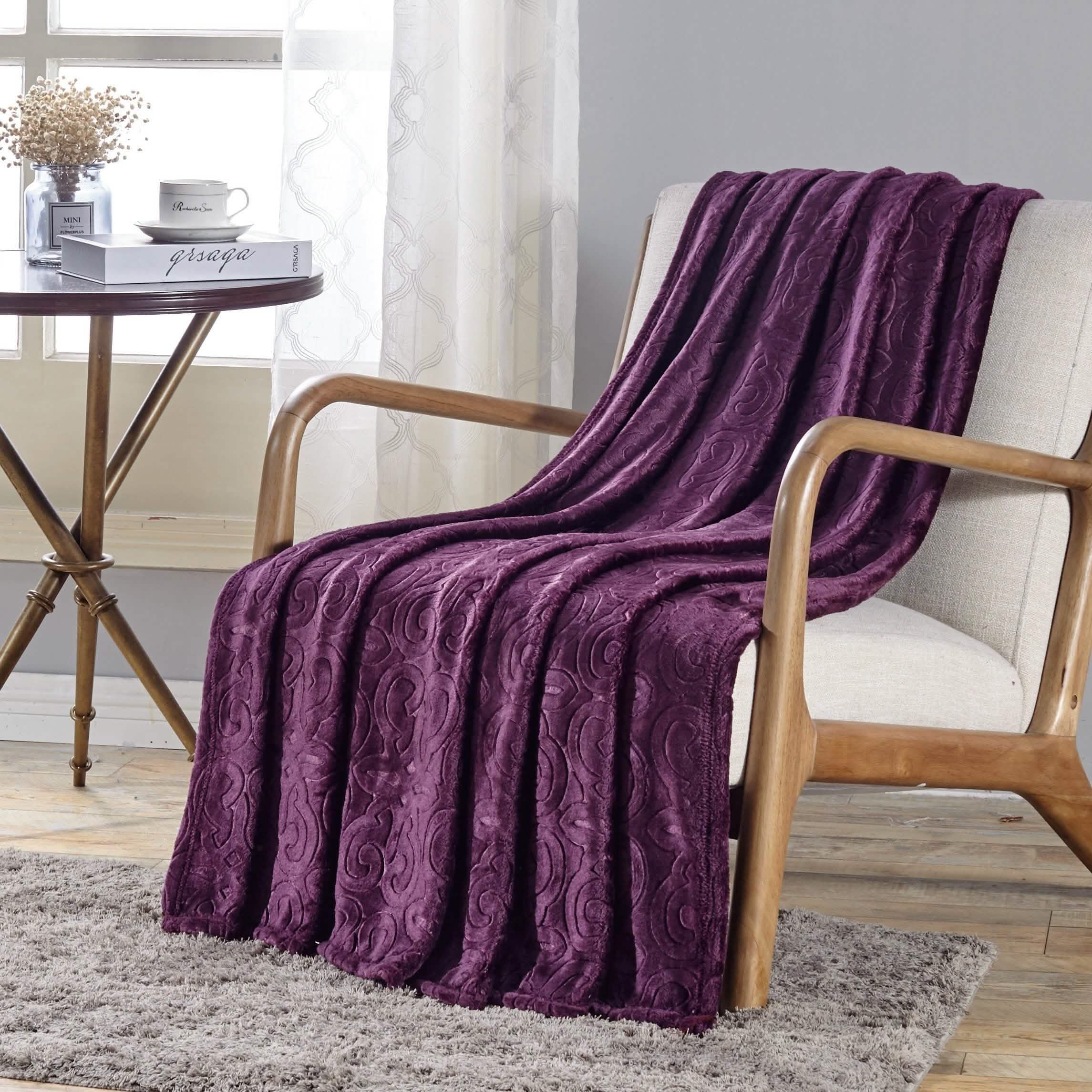 Dama Flannel Fleece Blanket Bed & Bath Purple - DailySale