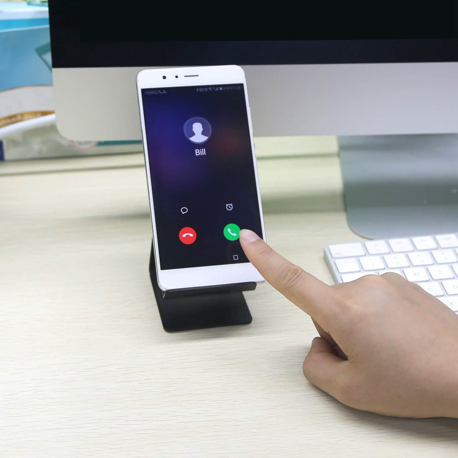 Desktop Aluminum Alloy Smartphone Stand Mobile Accessories - DailySale