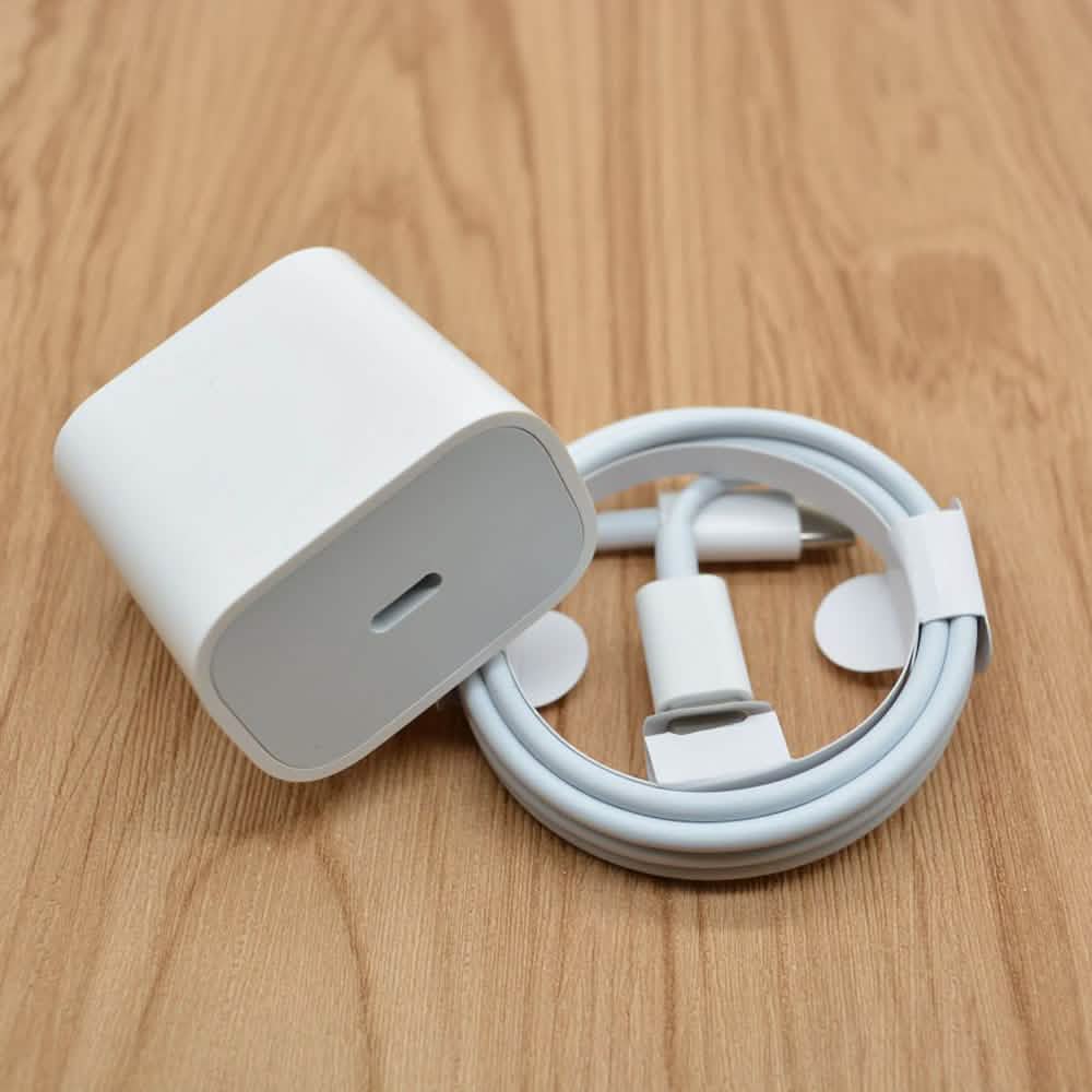 Fast USB-C to Lightning Cable and 20W Adapter Mobile Accessories - DailySale