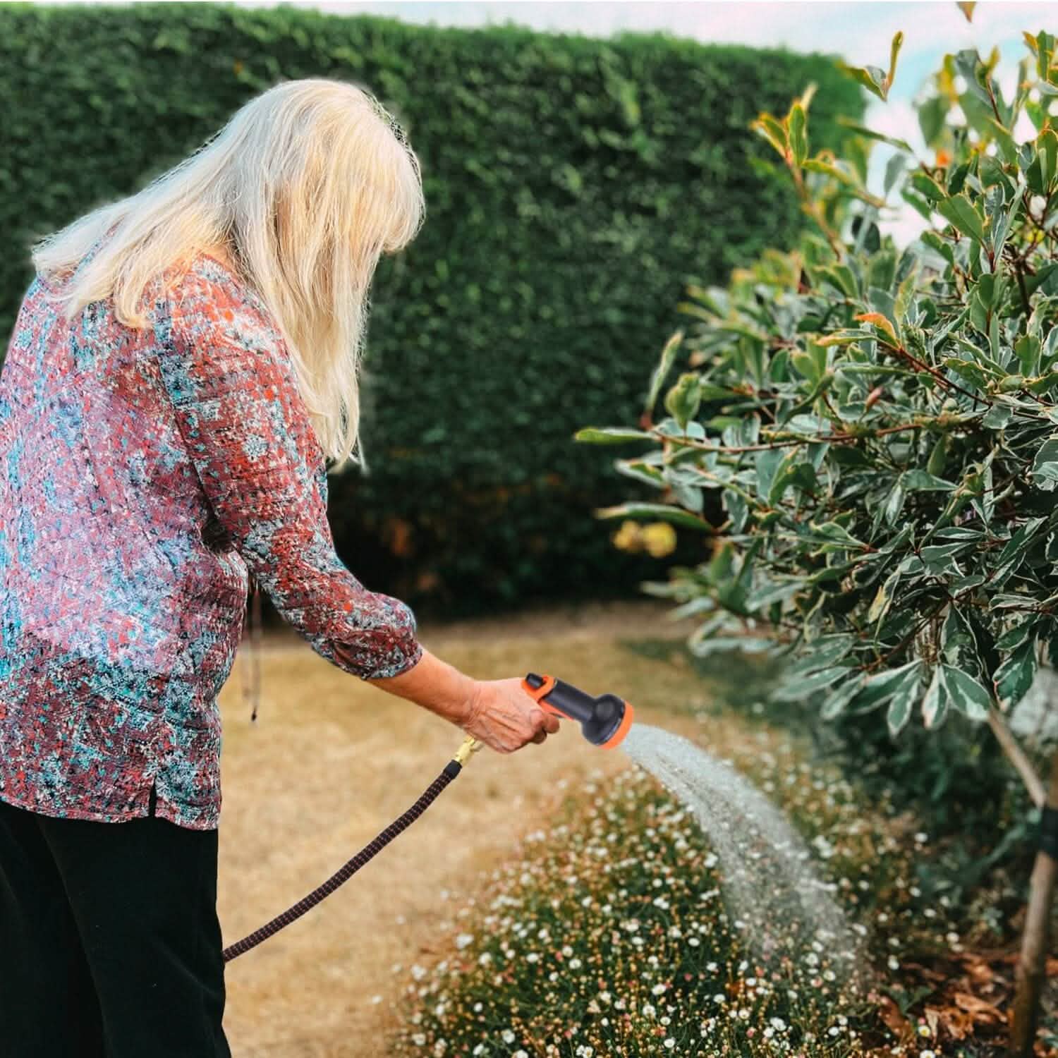 Garden Hose Watering Kit with Spray Nozzle Garden & Patio - DailySale