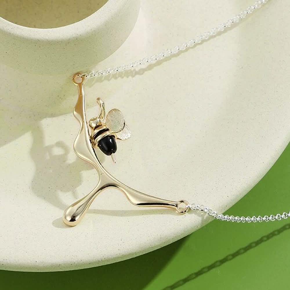 INALIS 925 Sterling Silver Pendant Cute Bee Agate Stone Luxurious Necklace Necklaces - DailySale