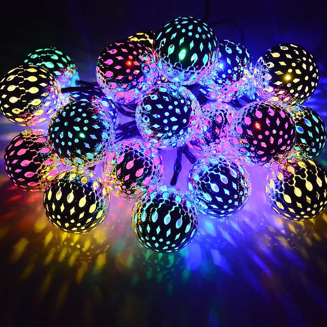 LED Outdoor Solar String Lights in multicolor