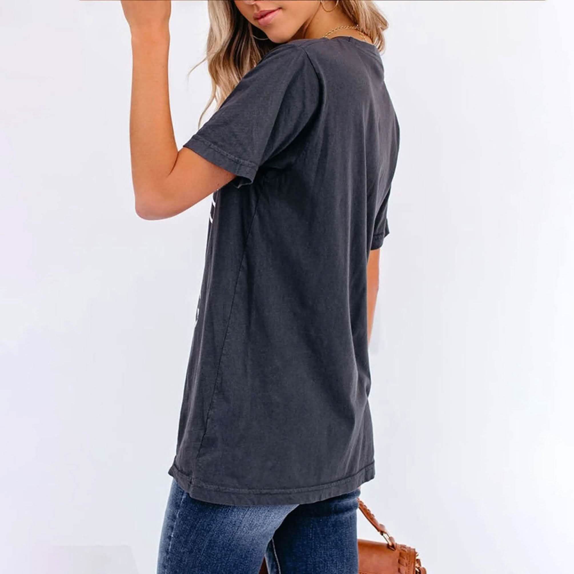 Letters Print Round Neck Short Sleeve Casual T-Shirt Women's Clothing - DailySale