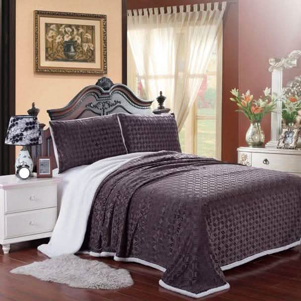 Luxurious Reversible Designer Sherpa Blanket Bed & Bath Queen Chocolate - DailySale