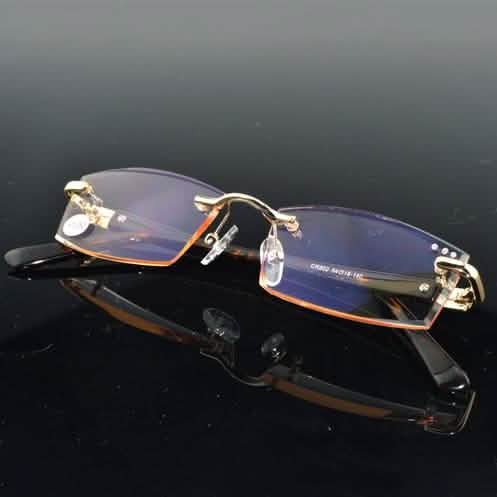 Luxury Men Diamond Glasses resting on a reflecting table in +1.5 prescription