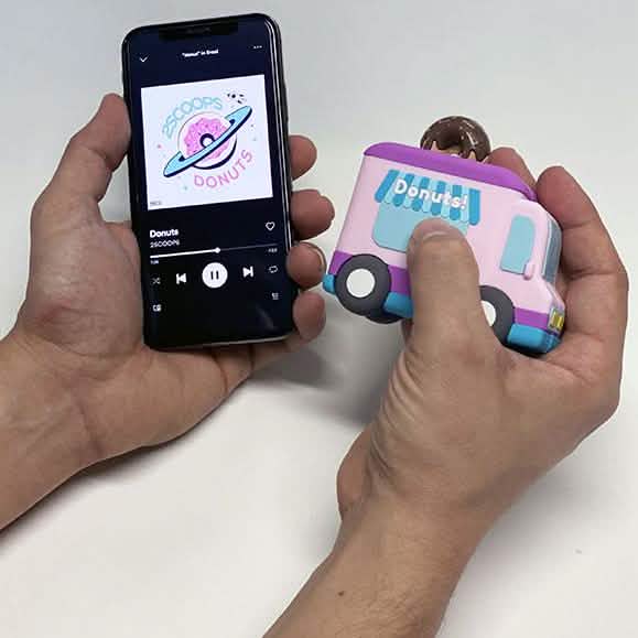 MojiPower Portable Bluetooth Speaker Speakers - DailySale