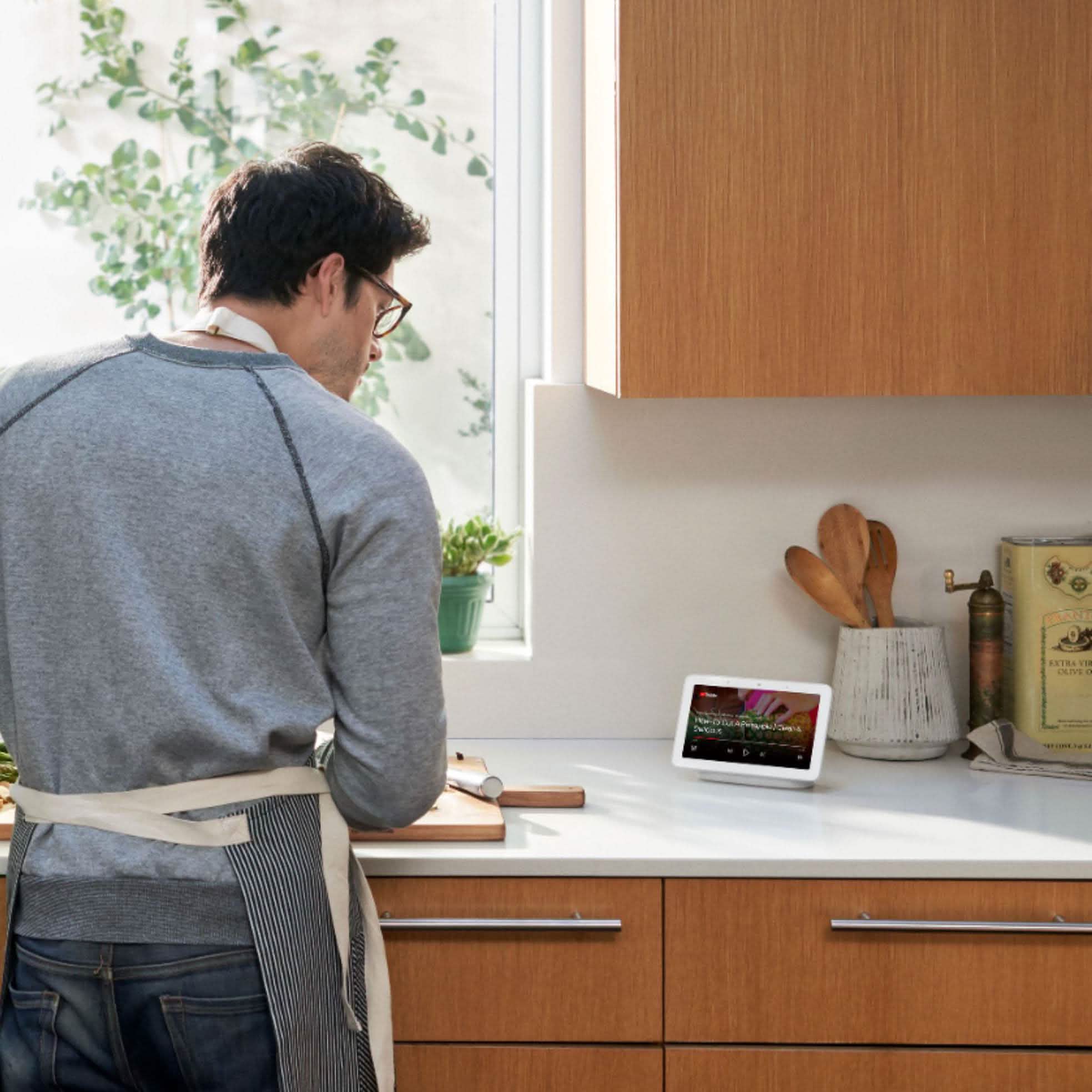 Nest Hub Smart Display with Google Assistant - Chalk TV & Video - DailySale