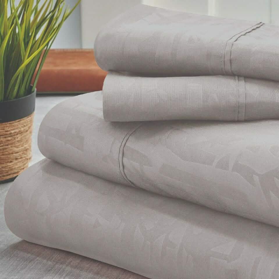 4-Piece Set: Bamboo 1800 Count Embossed Design - DailySale, Inc