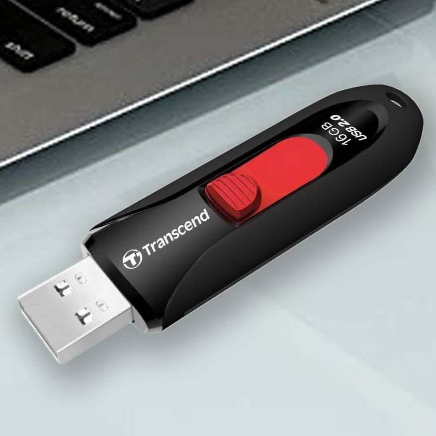 Transcend Jetflash 590 USB 2.0 Flash Drive Gadgets & Accessories - DailySale