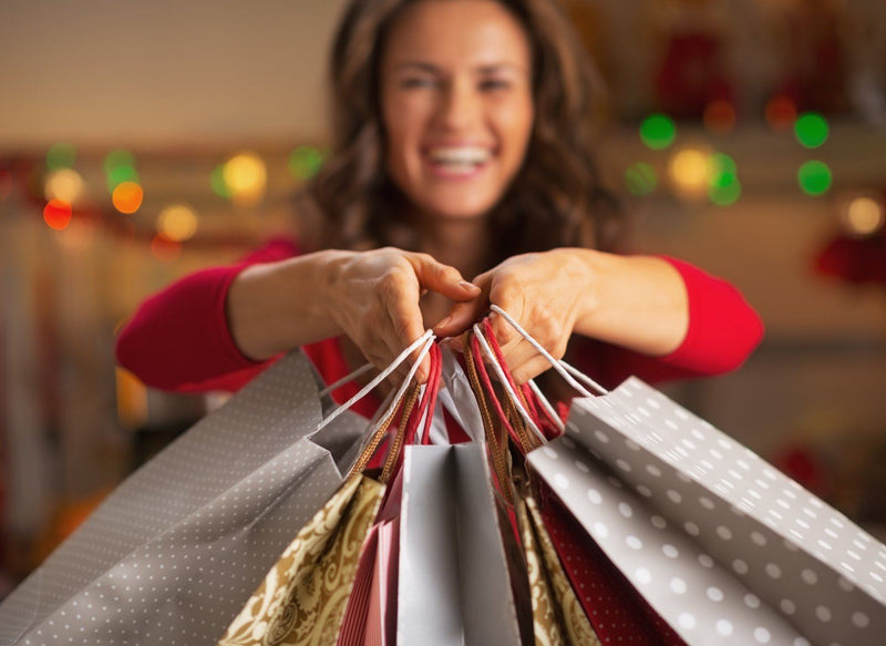 A Guide to Budget Friendly Holiday Shopping During COVID-19