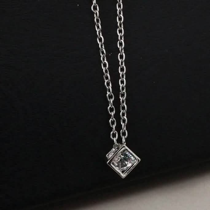 #color_white gold