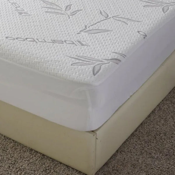 Bed Bath Fashions Premium Bamboo Waterproof Fitted Mattress Protector