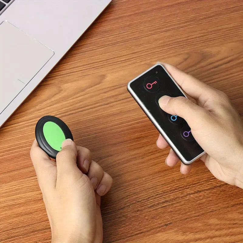 4-Key Finder with LED Flashlight: Locate Your Keys, Wallet, And Remote Control Effortlessly Everything Else - DailySale