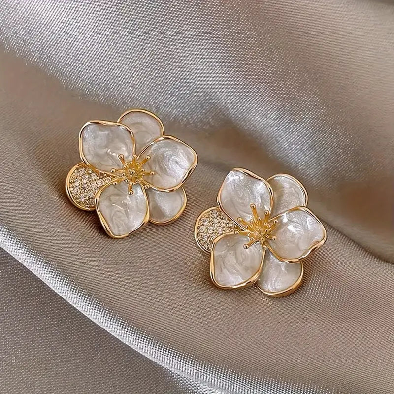 Zinc Alloy Pretty Sweet Flower Design Stud Earrings