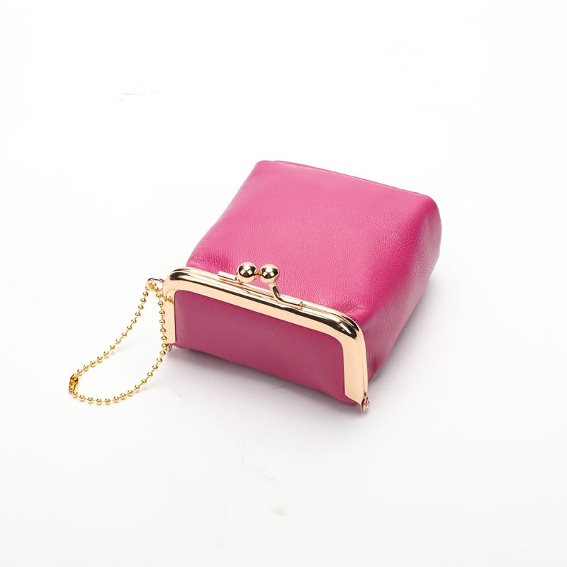 Bag standing upright with the ball chain hanging