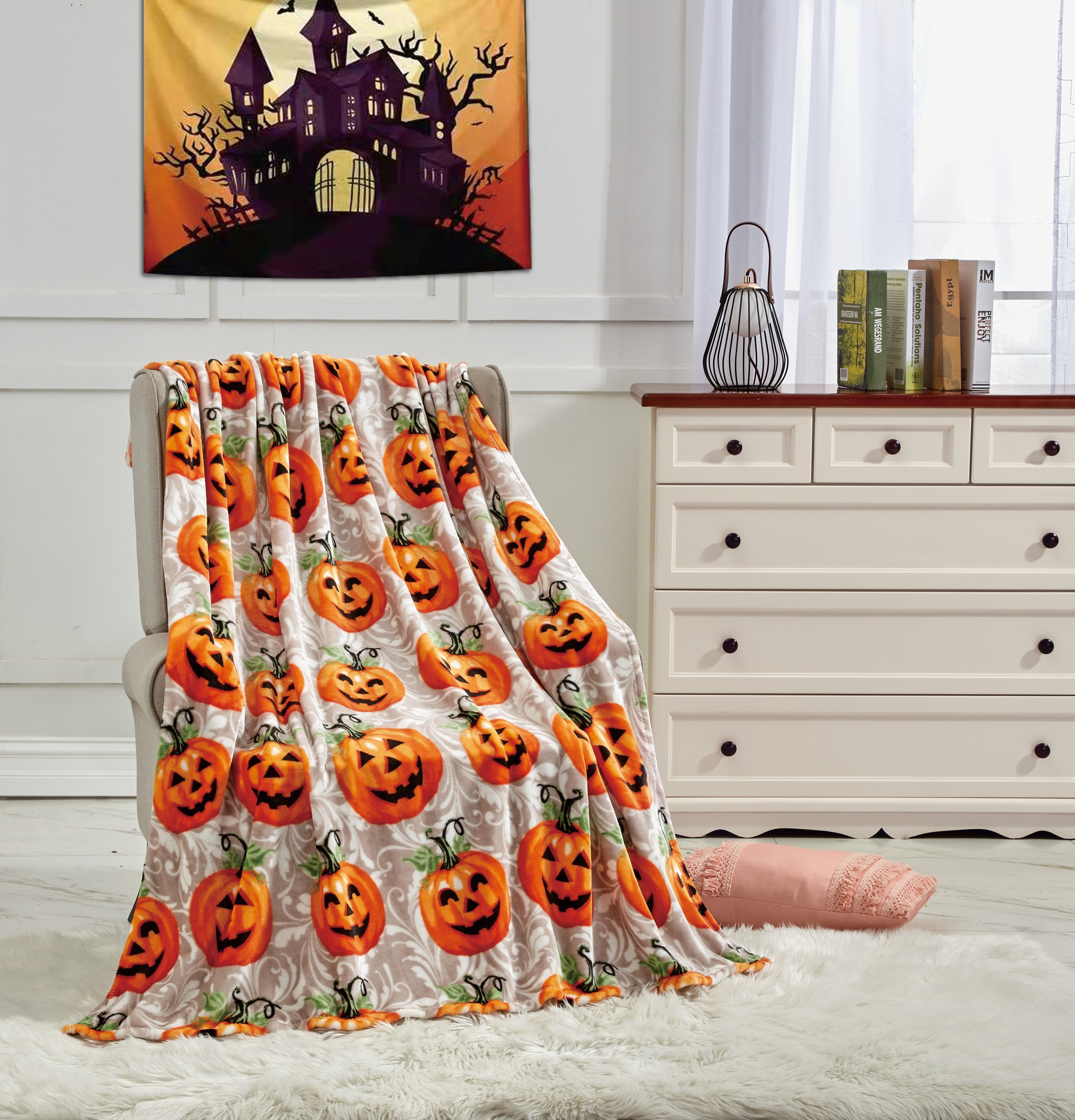 Soft Fleece Throw Blanket 50x60 – Lightweight Cozy Bed Couch Sofa Blanket for All Seasons