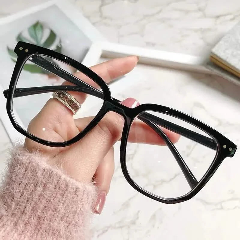 Anti-Blue Light Glasses for Women - Retro Oval Lightweight Plastic Frames with Gradient Lenses