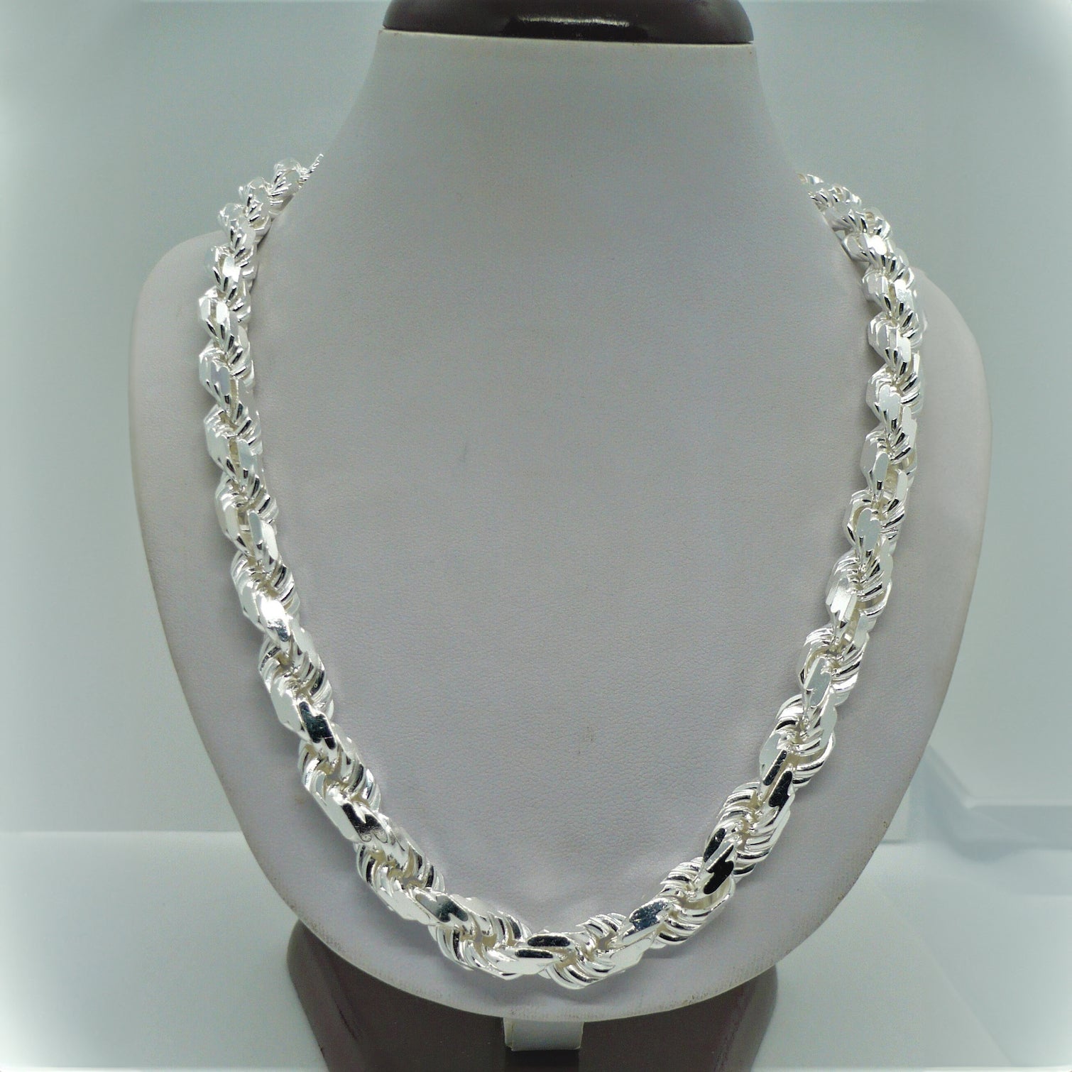 Solid 925 Sterling Silver Italian Rope Chain Mens Necklace 9mm - Diamond Cut