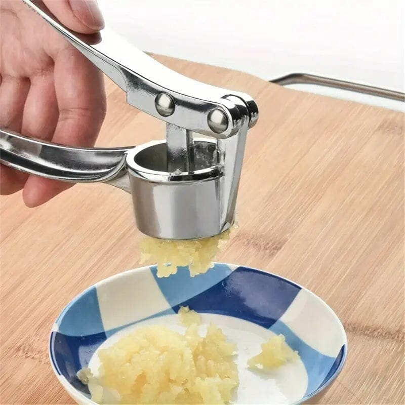 Metal Garlic Press Manually Crusher Kitchen Tools & Gadgets - DailySale