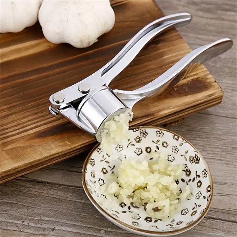 Metal Garlic Press Manually Crusher Kitchen Tools & Gadgets - DailySale