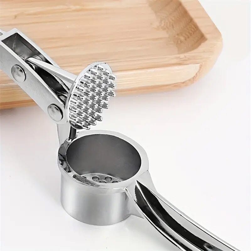 Metal Garlic Press Manually Crusher Kitchen Tools & Gadgets - DailySale