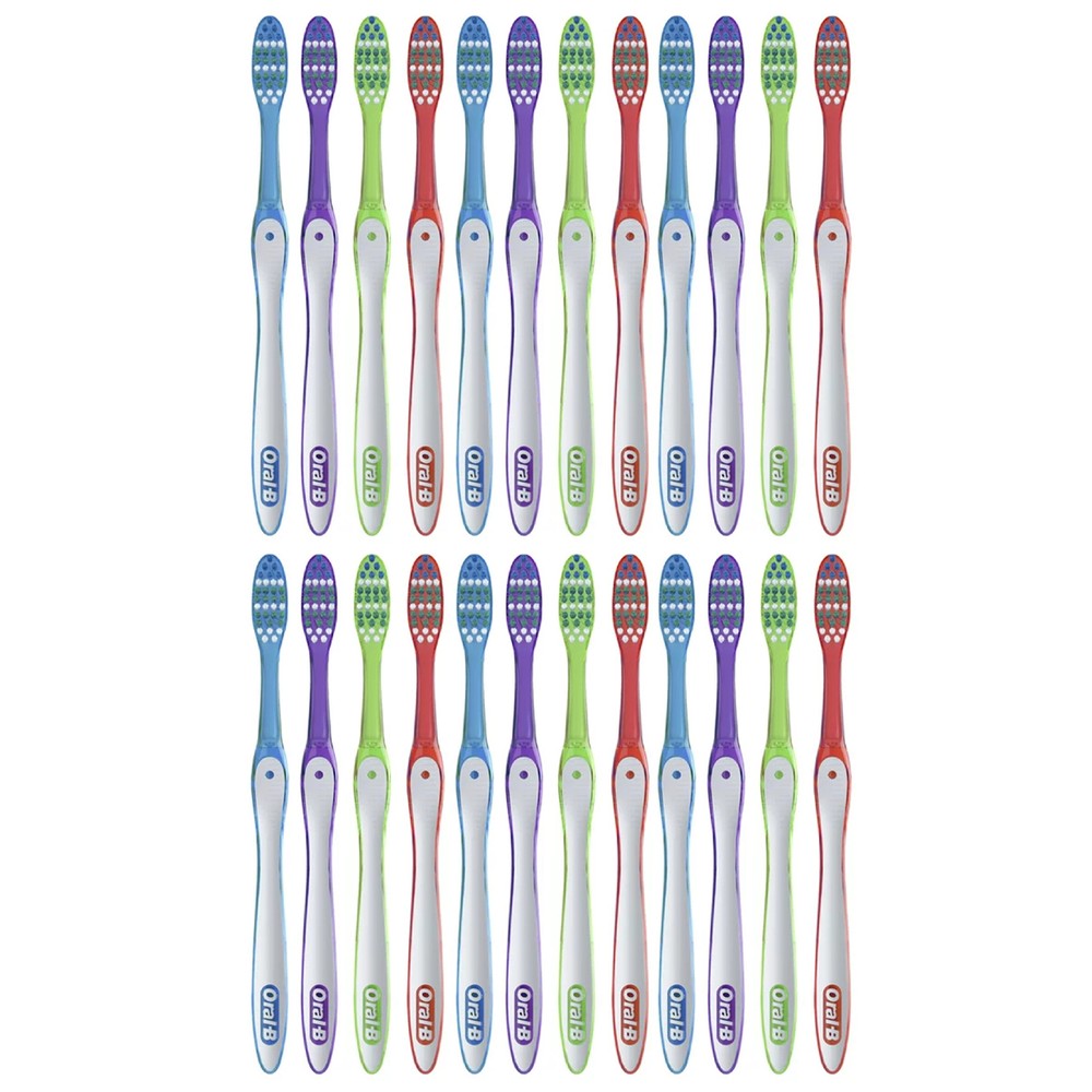 24-Pack: Oral B Fresh & Clean Medium Toothbrush