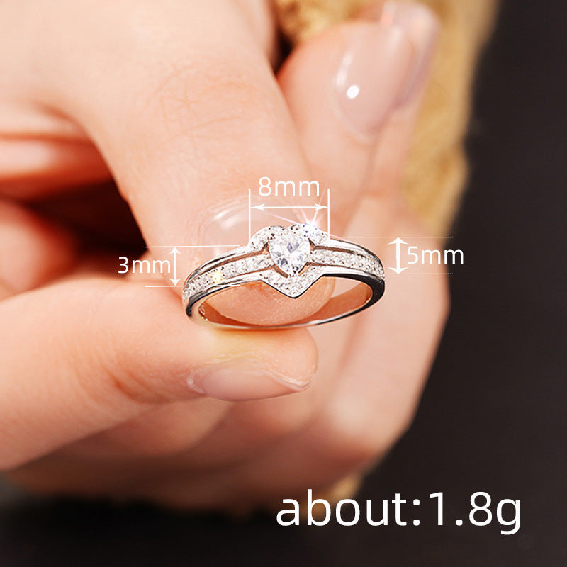Ring dimensions: 8 mm heart, 3 mm and 5 mm band, about 1.8 g