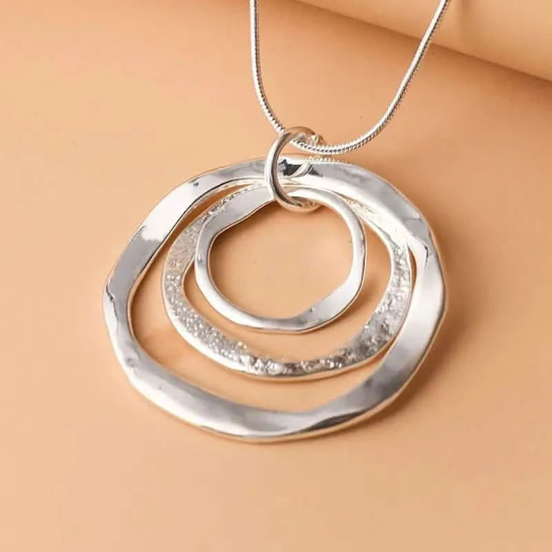 Three Rings Design Pendant Necklace