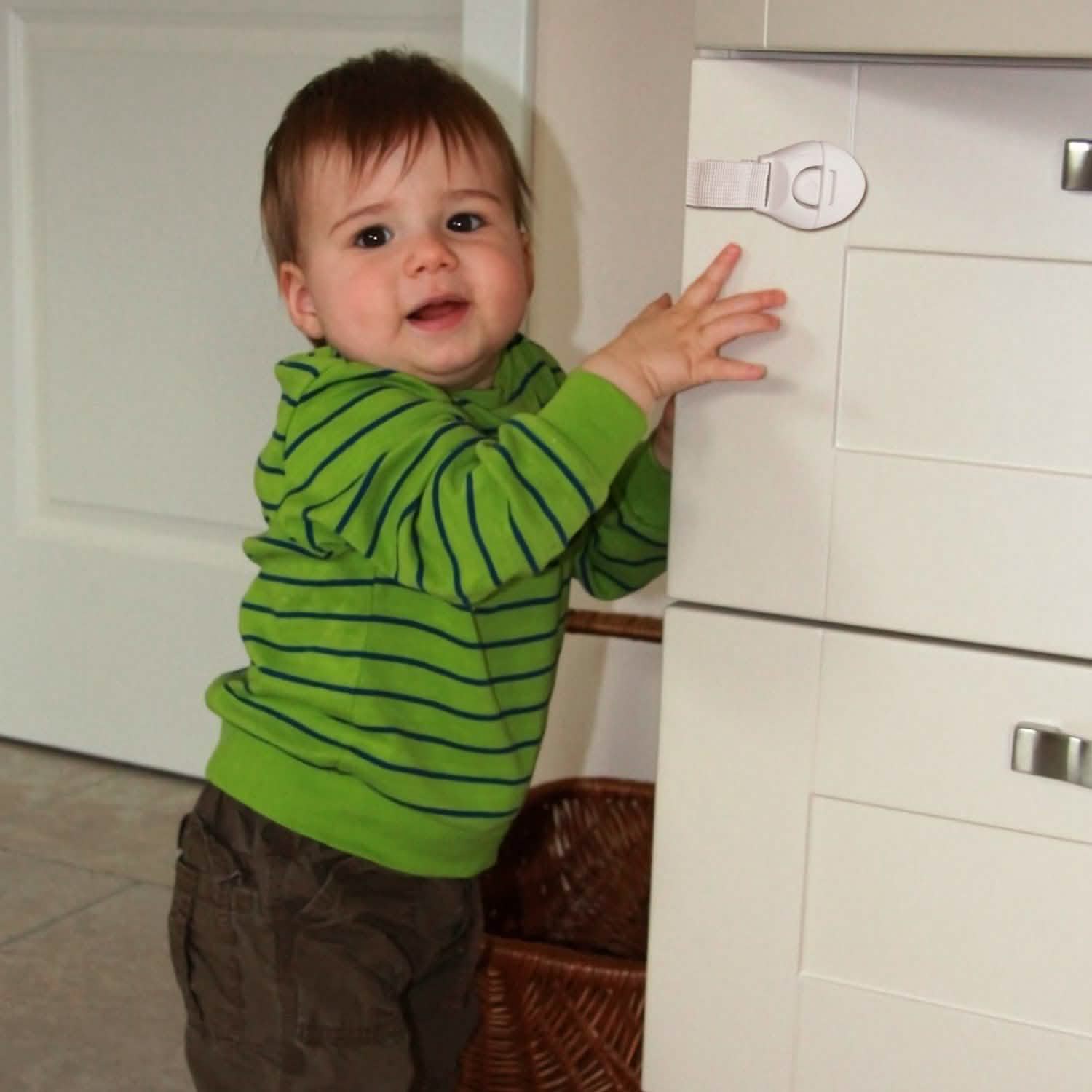 10-Pieces: Kids Safety Locks with 5 Furniture Corner Protectors Baby - DailySale