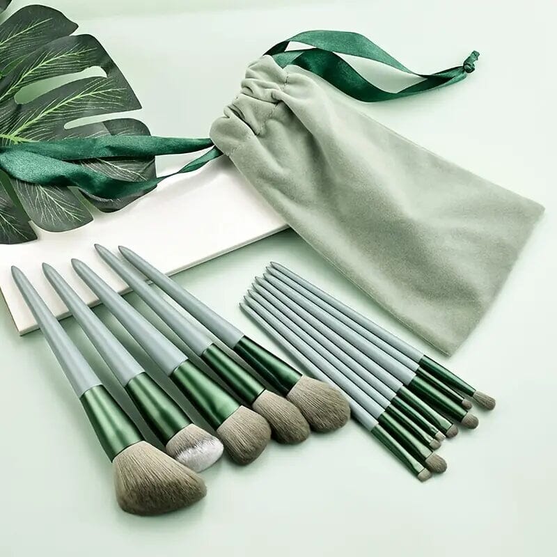 13-Piece: Professional Makeup Brush Set Beauty & Personal Care - DailySale