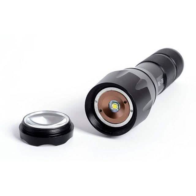 blyt 1600 lumen led rechargeable flashlight 1600 Lumen Aluminum Alloy Tactical Flashlight with Zoom